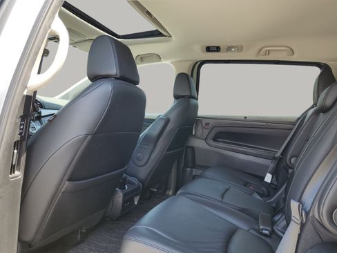 Used 2025 Honda Odyssey EX-L image 18