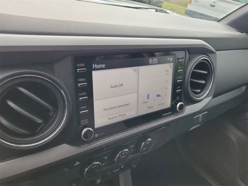 Used 2023 Toyota Tacoma TRD Off-Road image 20