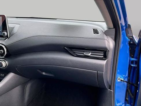 Certified 2024 Nissan Sentra SV FWD image 18