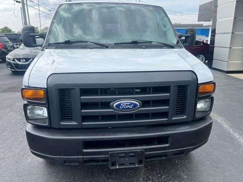 Used 2014 Ford E-350 and Econoline 350 Extended Super Duty RWD image 11