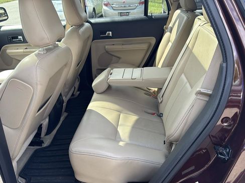 Used 2010 Ford Edge Limited FWD image 11