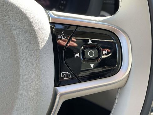 New 2026 Volvo XC60 B5 Ultra w/ Protection Package Premier image 11