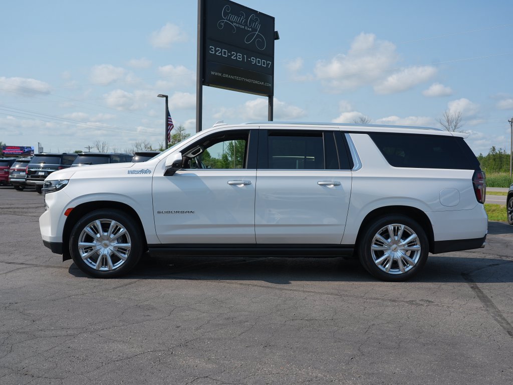 Used 2022 Chevrolet Suburban High Country AWD/4WD image 6