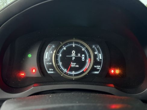 Used 2018 Lexus IS 300 F Sport w/ F Sport Package AWD/4WD image 22