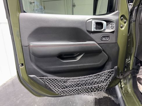 Used 2021 Jeep Wrangler Unlimited Rubicon image 16