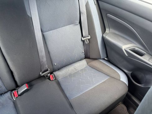 Used 2025 Nissan Versa SV FWD image 35