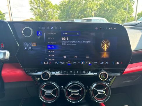 Used 2024 Chevrolet Blazer EV RS AWD/4WD image 19