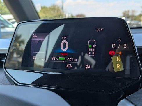 New 2025 Volkswagen ID. Buzz Pro S image 28