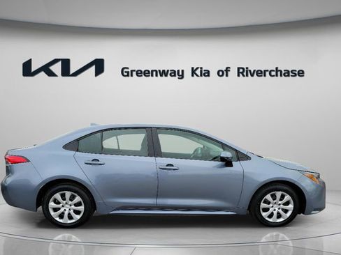 Used 2024 Toyota Corolla LE FWD image 7