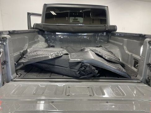 Used 2021 Jeep Gladiator Mojave AWD/4WD image 25