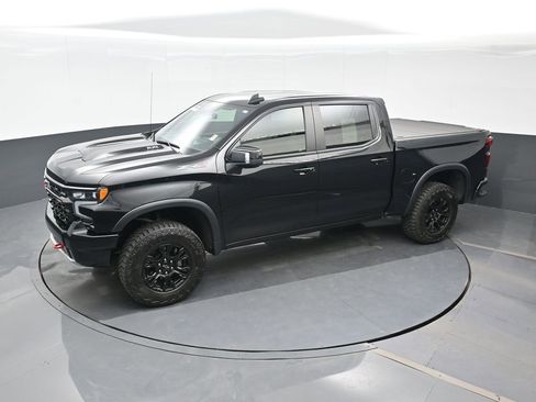 Used 2023 Chevrolet Silverado 1500 ZR2 w/ Technology Package image 17