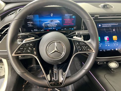 Used 2024 Mercedes-Benz E 350 4MATIC Sedan image 11