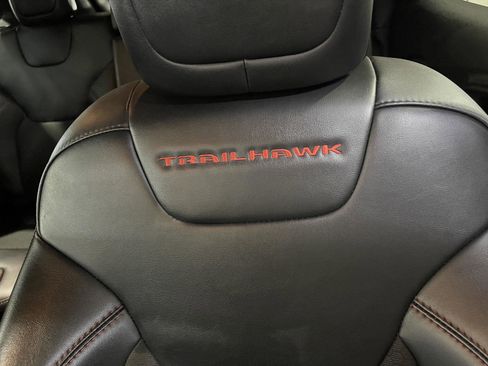 Used 2022 Jeep Cherokee Trailhawk w/ Technology Group image 22