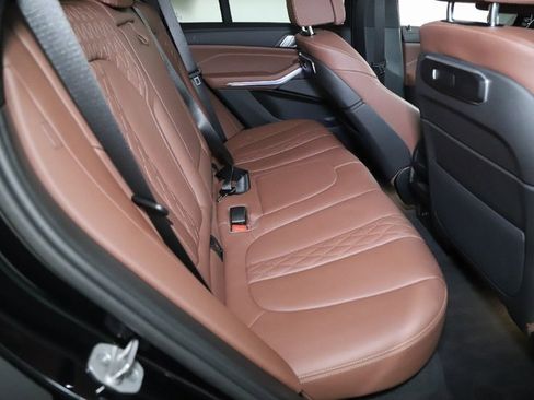 Certified 2024 BMW X5 xDrive40i w/ M Sport Package image 31