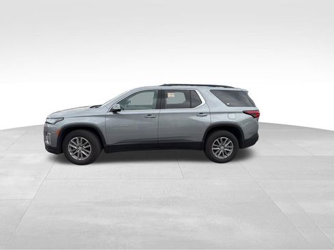 Used 2023 Chevrolet Traverse LT w/ LPO, Cargo Package AWD/4WD image 5