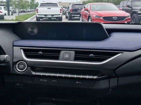 Used 2022 Lexus UX 200 w/ Accessory Package (Z1) FWD image 25