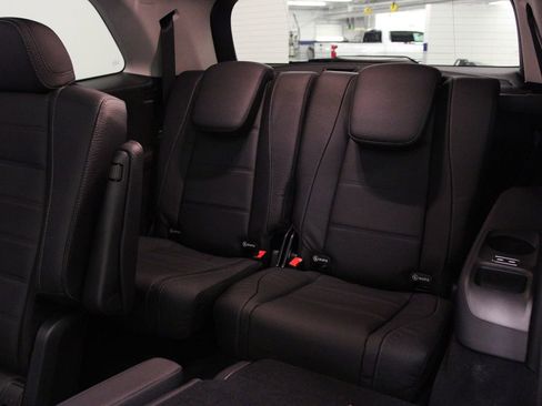 New 2026 Mercedes-Benz GLS 450 4MATIC image 14