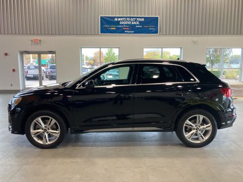 Used 2022 Audi Q3 2.0T Premium Plus image 8