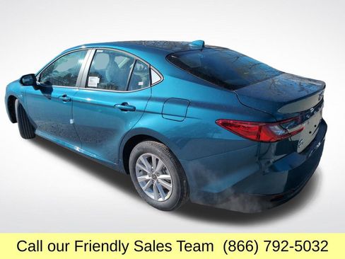 New 2026 Toyota Camry LE w/ Convenience Package image 3