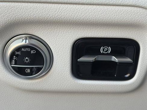 Certified 2023 Mercedes-Benz EQS 580 4MATIC Sedan image 20