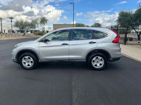 Used 2016 Honda CR-V LX image 3