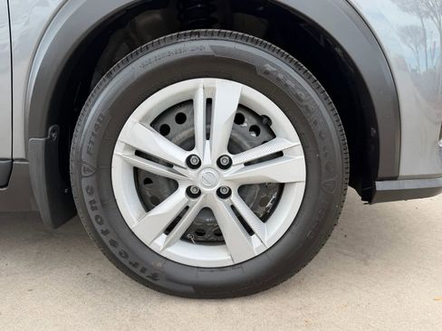 Certified 2025 Nissan Kicks Play S image 10