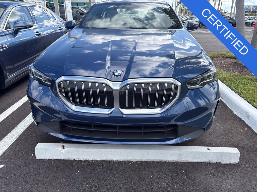 Certified 2024 BMW 530i w/ Premium Package RWD image 6