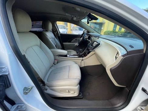 Used 2014 Buick LaCrosse Premium image 24