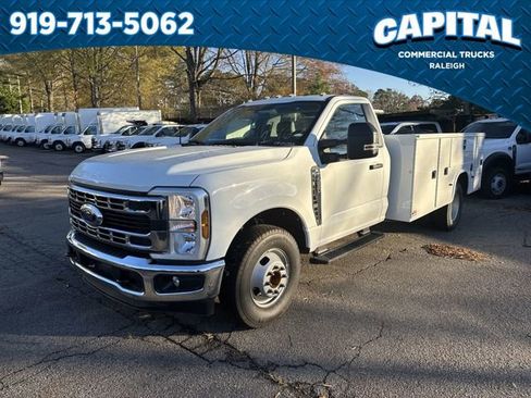 New 2025 Ford F350 XL w/ XL Chrome Package image 1