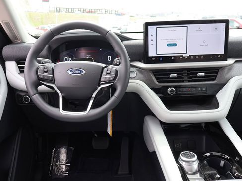 New 2026 Ford Explorer Platinum AWD/4WD image 20