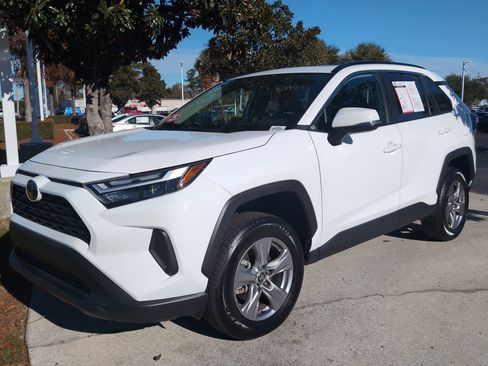 Certified 2025 Toyota RAV4 XLE image 5