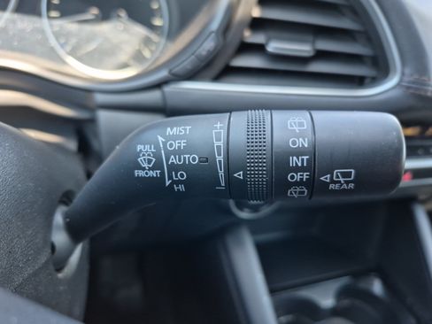 Used 2024 MAZDA MAZDA3 s FWD image 29