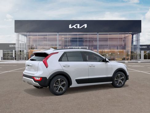 New 2026 Kia Niro LX image 6