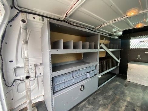 Used 2014 Ford E-150 and Econoline 150 image 7