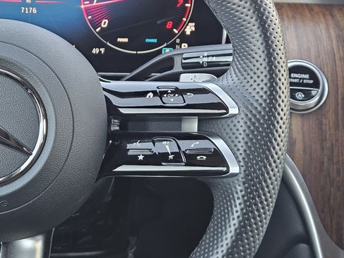 Certified 2025 Mercedes-Benz GLC 300 4MATIC image 28