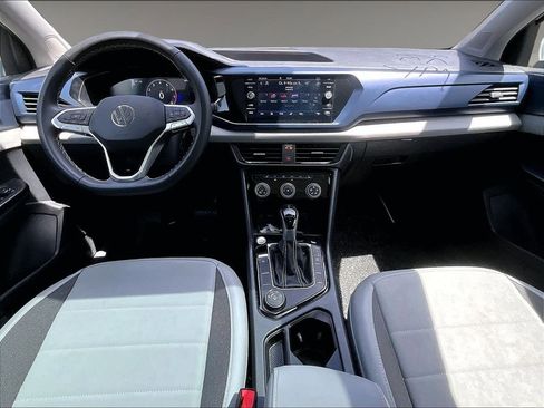 Used 2023 Volkswagen Taos SE w/ Panoramic Sunroof Package AWD/4WD image 16