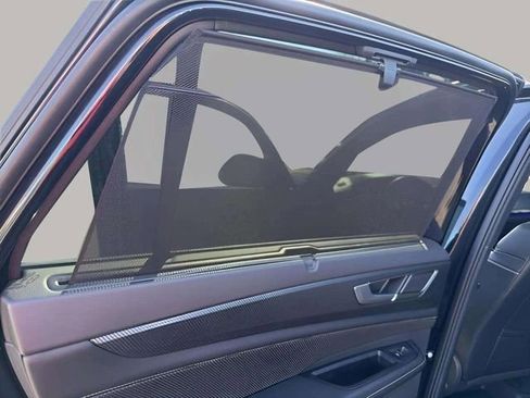 Used 2024 Volkswagen Atlas Cross Sport SEL R-Line image 10