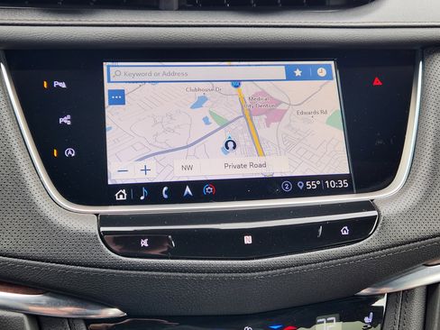 Used 2020 Cadillac XT5 Premium Luxury image 16