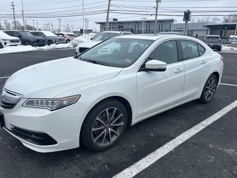 Used 2017 Acura TLX V6 SH-AWD w/ Technology Pkg image 6