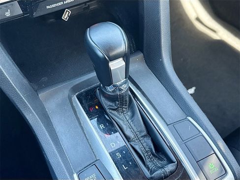 Used 2019 Honda Civic EX image 16