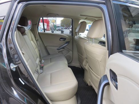 Used 2015 Acura RDX w/Tech AWD 4dr SUV w/Technolog image 18