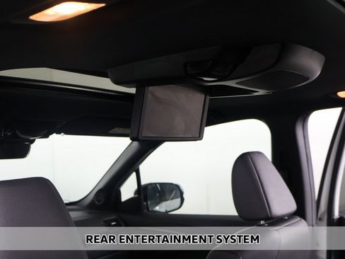 Used 2021 Honda Pilot Black Edition image 5