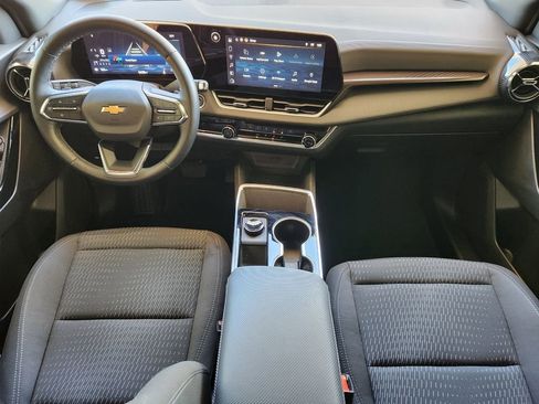 Used 2026 Chevrolet Equinox LT image 25