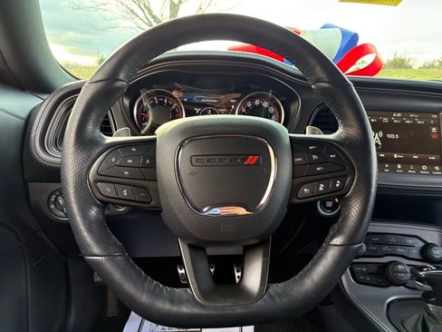 Used 2023 Dodge Challenger R/T w/ Plus Package image 28