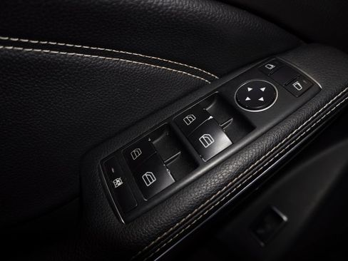 Used 2018 Mercedes-Benz GLA 250 image 14