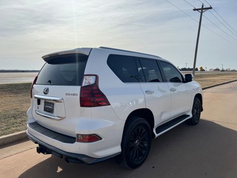 Used 2021 Lexus GX 460 Premium image 3