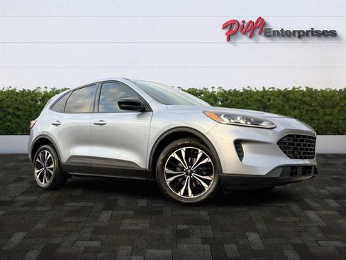 Used 2022 Ford Escape SE w/ SE Sport Appearance Package image 41