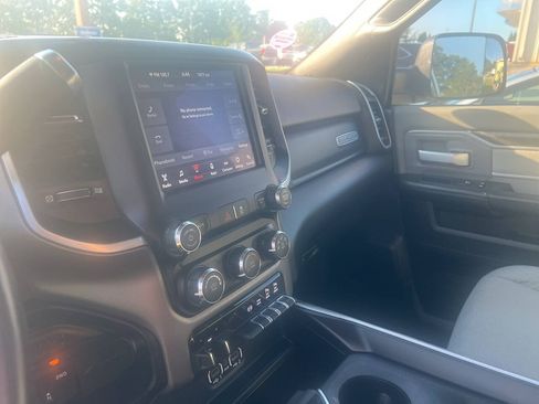 Used 2021 RAM 2500 Big Horn w/ Level 1 Equipment Group AWD/4WD image 15