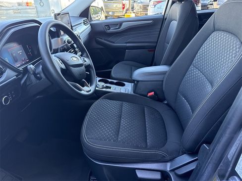 Used 2025 Ford Escape Active image 9