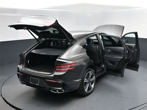 Used 2025 Genesis GV80 3.5T e-SC image 17